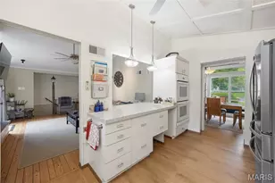 111 La Gorce Dr, Chesterfield, MO 63017 - Photo 14