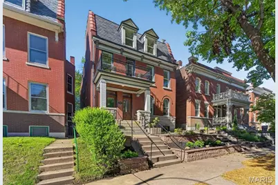 3441 Crittenden Street, Saint Louis, MO 63118 - Photo 2