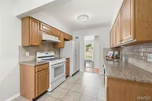 7712 Sunray Ln, Crestwood, MO 63123 - Photo 16