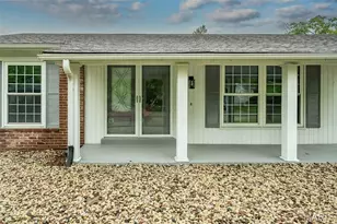 2111 Shoreham Dr, Florissant, MO 63033 - Photo 2
