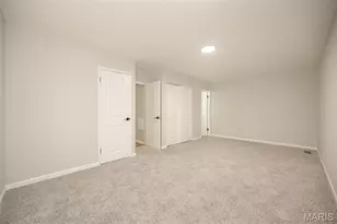2111 Shoreham Dr, Florissant, MO 63033 - Photo 10