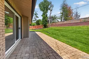 2 Sunswept Dr, Saint Louis, MO 63141 - Photo 50