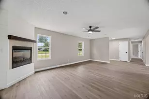 810 Mildred St, Richland, MO 65556 - Photo 4