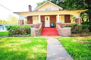 206 Crown Dr, Riverview, MO 63137 - Photo 1