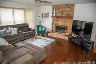 4025 Barington Ct, Florissant, MO 63034 - Photo 12