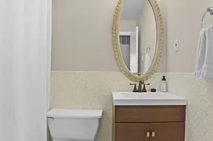 5859 Hunter Brook Ct, Oakville, MO 63129 - Photo 20