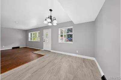 534 Alcove Avenue, Bellefontaine Neighbors, MO 63137 - Photo 8