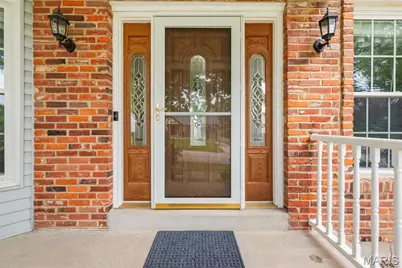 6 Belcourt Circle, Saint Charles, MO 63304 - Photo 2