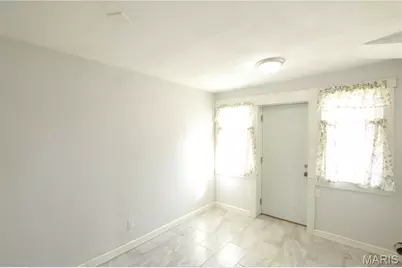 209 W Madison Avenue, Robertsville, MO 65066 - Photo 14