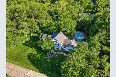 825 Greenwich Green Lane, Town and Country, MO 63017 - Photo 40