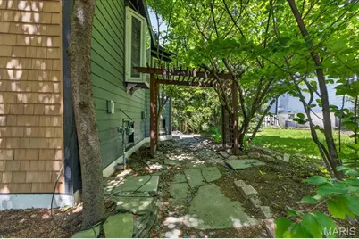 921 Newport Avenue, Saint Louis, MO 63119 - Photo 50
