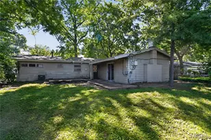 16 Brightwell Ct, Saint Louis, MO 63031 - Photo 8