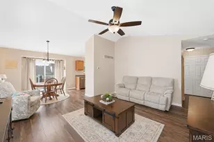 326 Stone Village Dr, Wentzville, MO 63385 - Photo 6