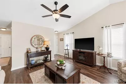 326 Stone Village Drive, Wentzville, MO 63385 - Photo 8