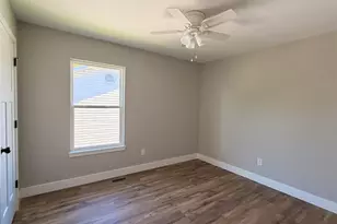 223 Fair St, Washington, MO 63090 - Photo 14