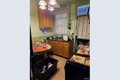 7539 Wayne Avenue, Saint Louis, MO 63130 - Photo 12