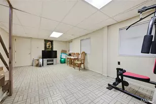 3846 Coachella Dr, Saint Louis, MO 63125 - Photo 32