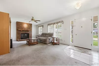 3846 Coachella Drive, Saint Louis, MO 63125 - Photo 10