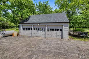 12420 Bellefontaine Rd, Saint Louis, MO 63138 - Photo 4