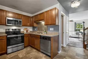 1831 Basston Dr, Maryland Heights, MO 63146 - Photo 10