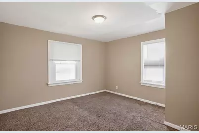 6652 Thurston Avenue, Saint Louis, MO 63134 - Photo 16