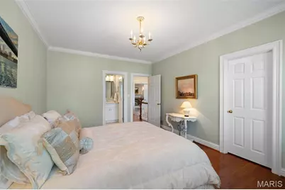166 N Central Avenue, Clayton, MO 63105 - Photo 36