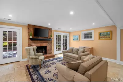 166 N Central Avenue, Clayton, MO 63105 - Photo 46