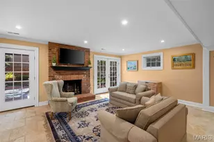 166 N Central Ave, Clayton, MO 63105 - Photo 46