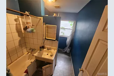 11735 Criterion Avenue, Saint John, MO 63138 - Photo 6