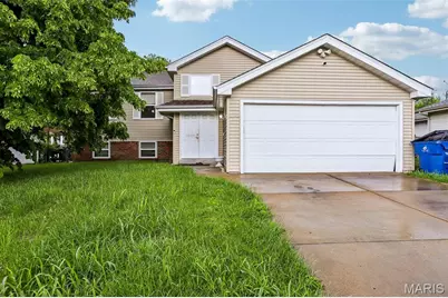 2342 Farnham Lane, Florissant, MO 63033 - Photo 1