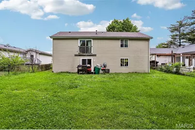 2342 Farnham Lane, Florissant, MO 63033 - Photo 4