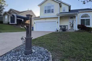 3089 Valley Oaks Dr, Imperial, MO 63052 - Photo 2