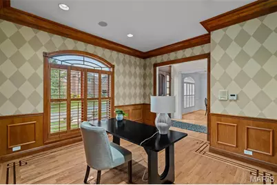 279 Greycliff Bluff Drive, Saint Louis, MO 63129 - Photo 18