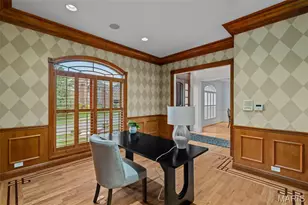 279 Greycliff Bluff Dr, Saint Louis, MO 63129 - Photo 18