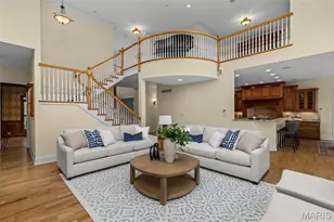 279 Greycliff Bluff Dr, Saint Louis, MO 63129 - Photo 24