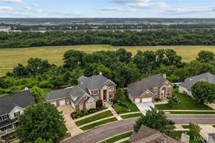 279 Greycliff Bluff Dr, Saint Louis, MO 63129 - Photo 90