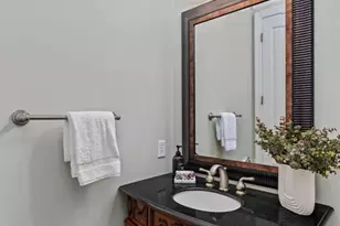 279 Greycliff Bluff Dr, Saint Louis, MO 63129 - Photo 46