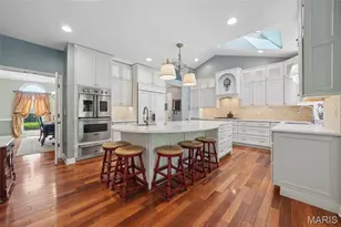 1312 Riverdale Cir, Chesterfield, MO 63005 - Photo 10