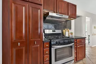 5 Blossomwood Ct, Florissant, MO 63033 - Photo 20