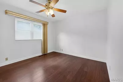5 Blossomwood Court, Florissant, MO 63033 - Photo 38