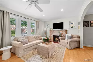 9058 Rosemary Ave, Saint Louis, MO 63123 - Photo 4
