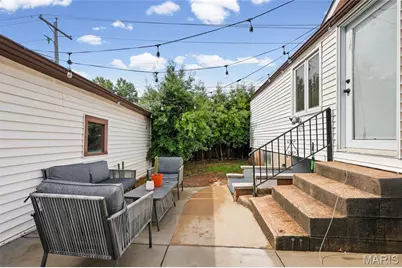 9058 Rosemary Avenue, Saint Louis, MO 63123 - Photo 28