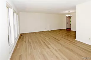607 Garden Leaf Ct, Ballwin, MO 63011 - Photo 18