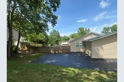 607 Garden Leaf Court, Ballwin, MO 63011 - Photo 8