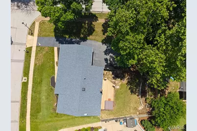 607 Garden Leaf Court, Ballwin, MO 63011 - Photo 4