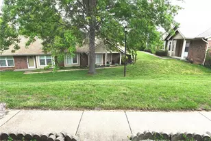 12228 Tarpon Dr, Florissant, MO 63033 - Photo 22