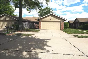 12228 Tarpon Dr, Florissant, MO 63033 - Photo 28