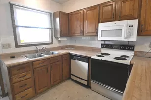 12228 Tarpon Dr, Florissant, MO 63033 - Photo 8
