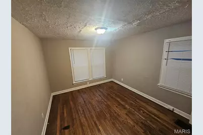 7110 Dawson Place, Saint Louis, MO 63136 - Photo 6
