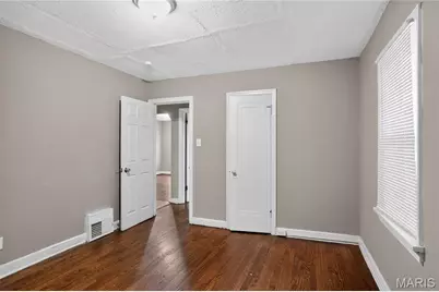 7110 Dawson Place, Saint Louis, MO 63136 - Photo 12